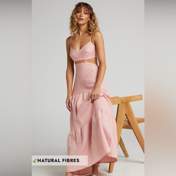 AMALIE THE LABEL - ROZELLE LINEN CUT OUT TIE BACK MAXI DRESS IN DUSTY PINK - Picture 3 of 6